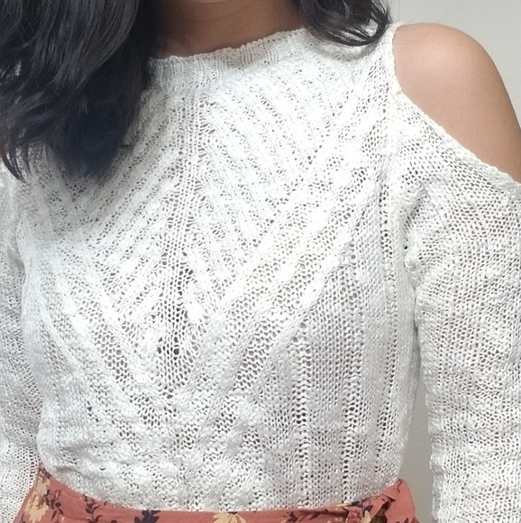 IVORY MOCK NECK COLD SHOULDER SWEATER - Picture 8 of 8